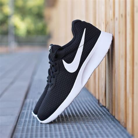 nike schuhe schwarz stoff herren|nike turnschuhe herren.